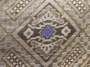 アンティーク　本場泥大島紬着物（龍郷）